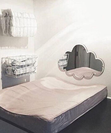 33*23cm Mirror Acrylic Mirror Ornaments Cloud Shape Style Lovely