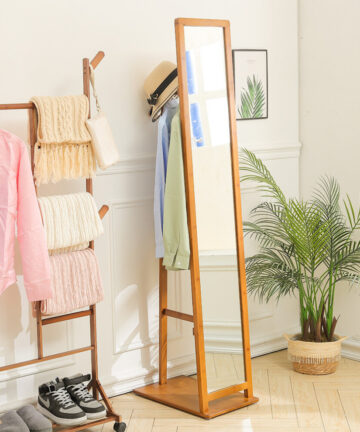 Free Standing Full Length Mirror with Clothes Rack