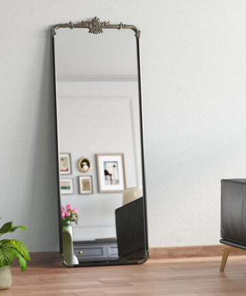 Vintage-Inspired Rectangle Carved Wall Mirror